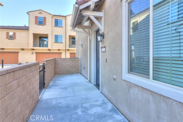 Building Photo - 2109 Crescent Moon