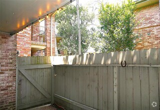 Building Photo - 6429 Bayou Glen Rd