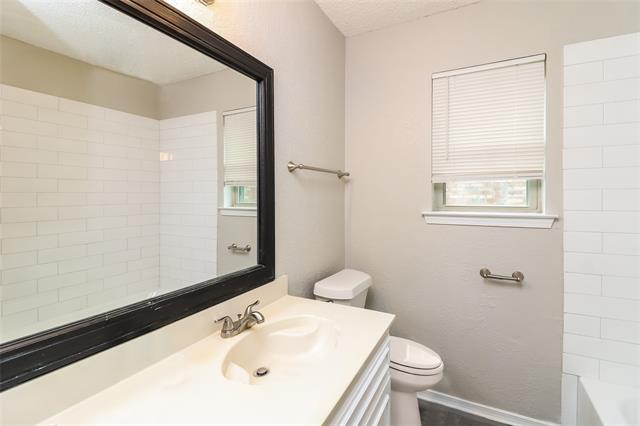 Foto del edificio - 5512 Pleasant Meadow Dr