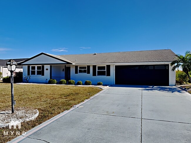 Building Photo - 1511 W Del Webb Blvd