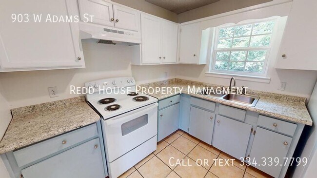 Foto del edificio - 903 W Adams St