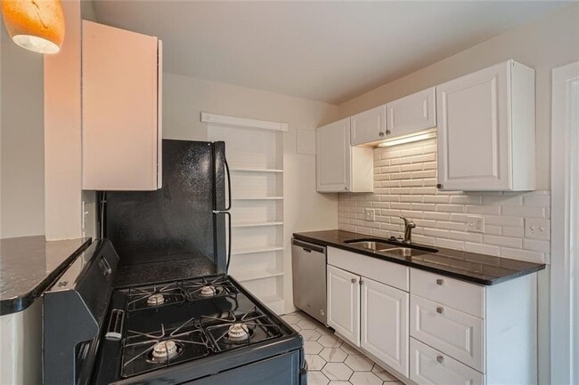 Foto del edificio - 2101 Wheless Ln