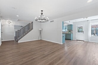 Building Photo - 710 Bosque Trail