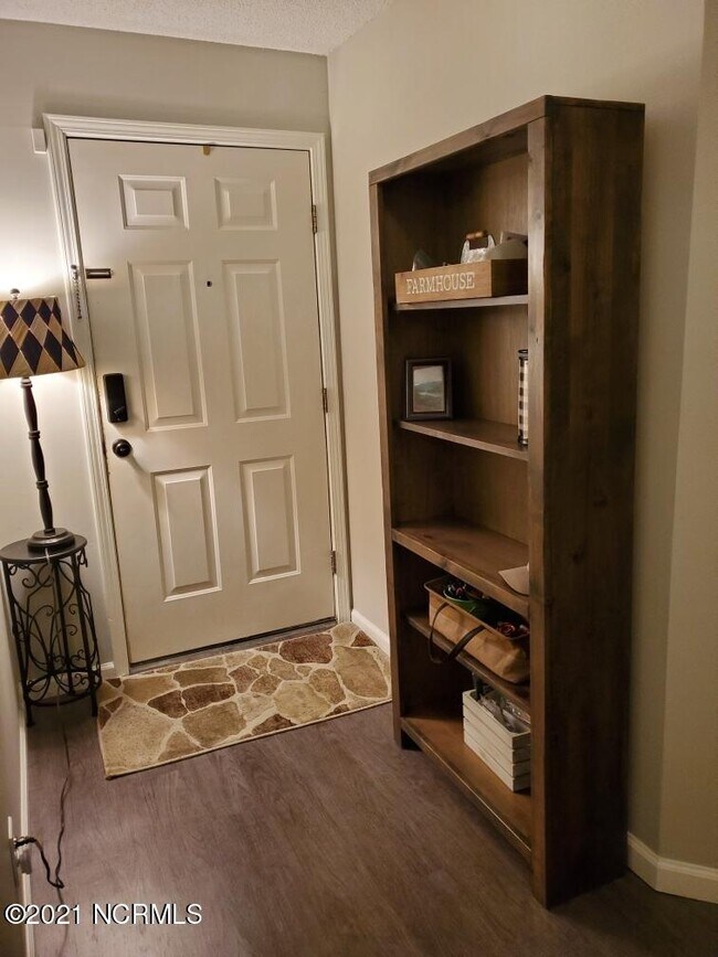 Foto del edificio - 2816 Mulberry Ln