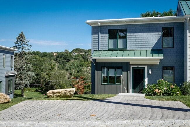 Building Photo - 41 Cliff Rd