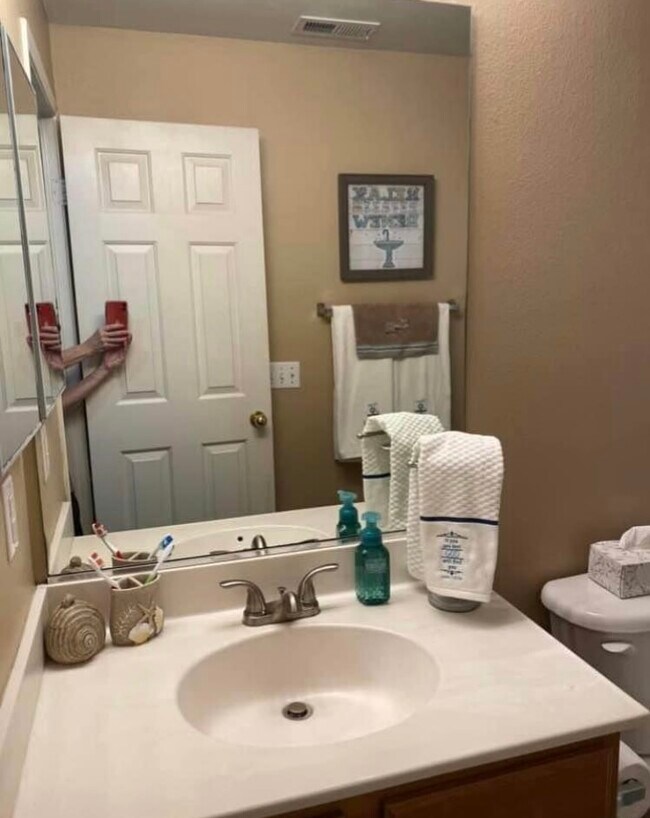 Foto del edificio - 26308 Arboretum Way