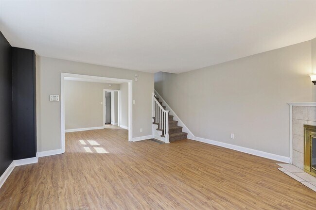 Building Photo - Coming Soon -Semi-Attached Family Home Loc...