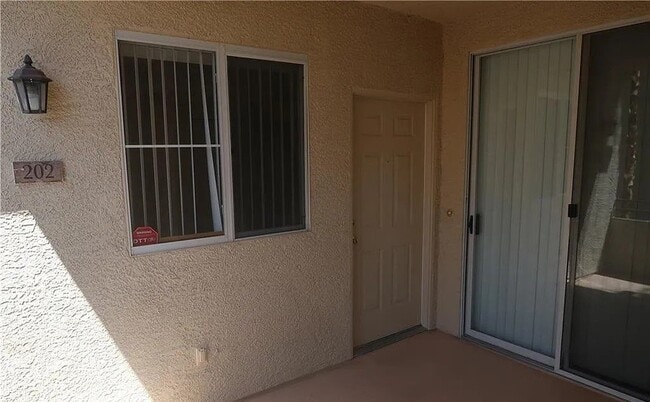 Building Photo - 7115 S Durango Dr