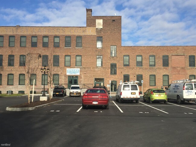 Foto del edificio - 101 1st St