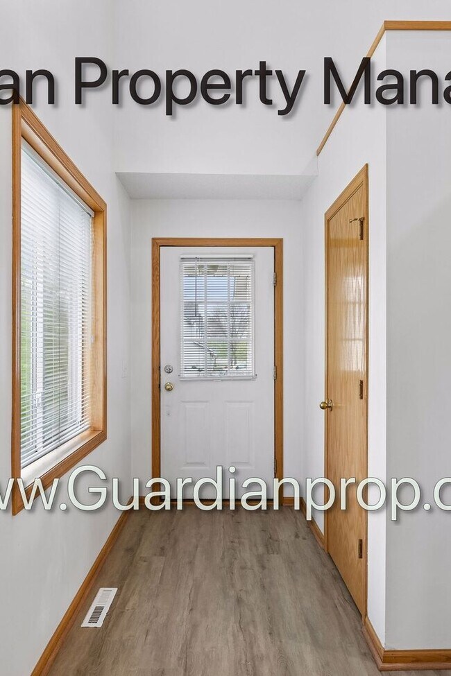 Foto del edificio - 249 Pleasant Ln
