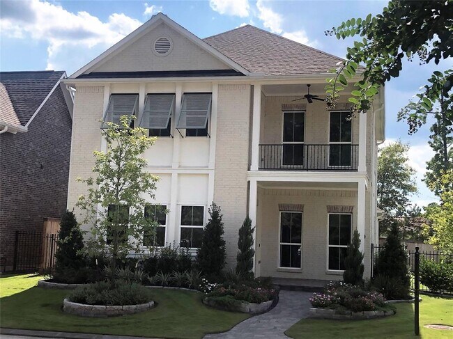 Foto del edificio - 227 Bonnie Ridge Cir