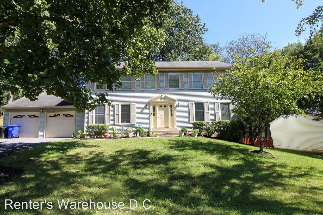 Primary Photo - 5 br, 3.5 bath House - 13705 Hobart Dr