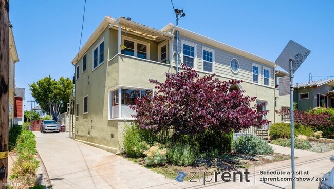 Building Photo - 1 br, 1 bath Condo - 476 42nd St, Oakland,...