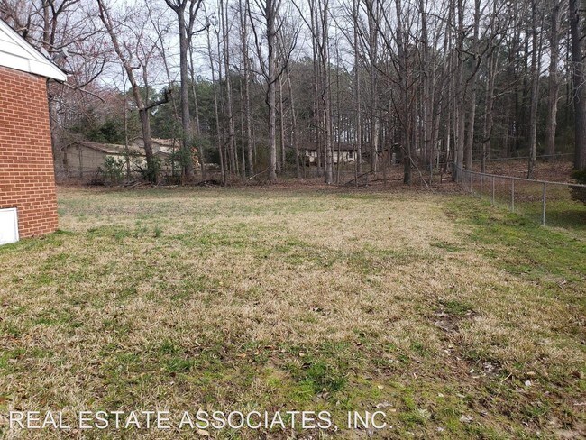Foto del edificio - 3 br, 1 bath House - 422 Belmont Drive