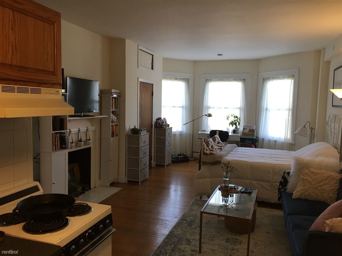 Building Photo - Studio, 1 bath  - 901 Beacon St # Private