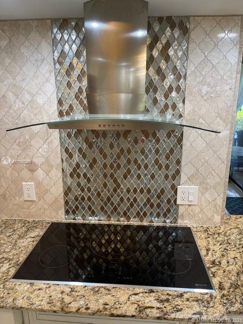 Building Photo - 5257 Fountains Dr S