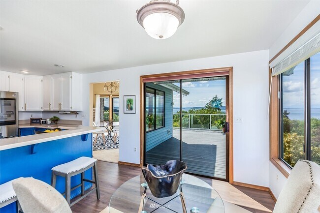 Foto del edificio - 10005 77th St SW