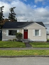 Building Photo - 1221 S 12th St