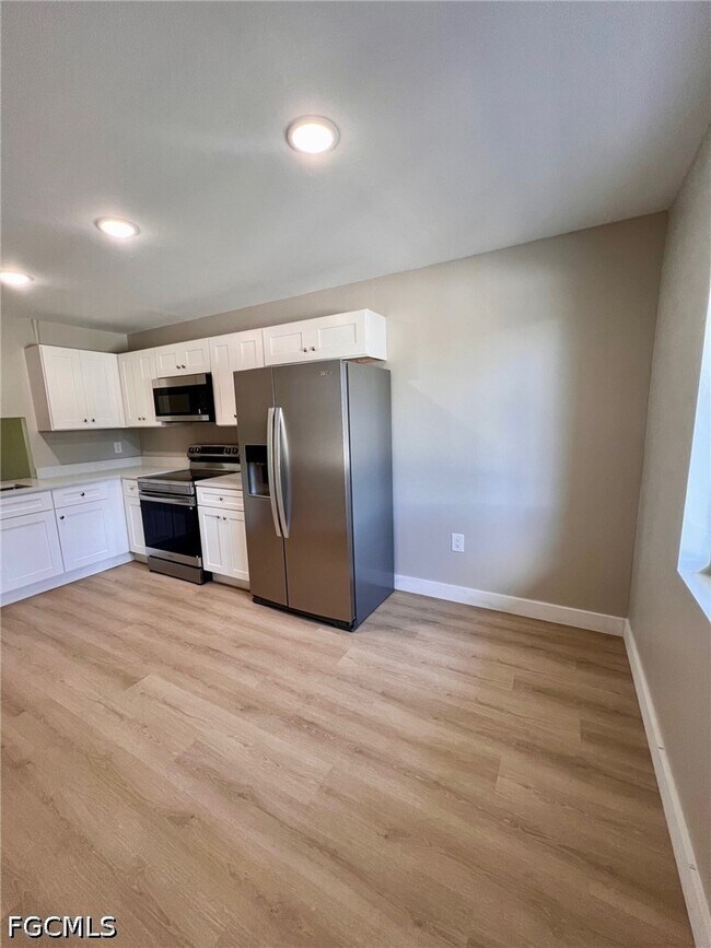 Foto del edificio - 4102 SE 19th Pl