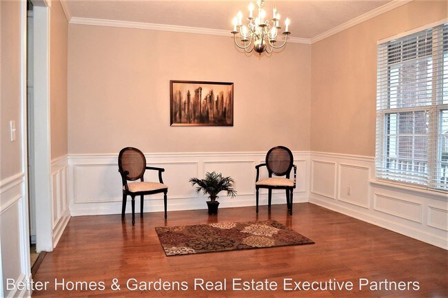 Building Photo - 5 br, 3.5 bath House - 1662 Jamestown Ave.