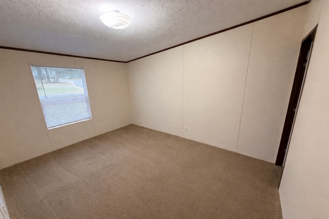 Building Photo - 105 Campbell Dr