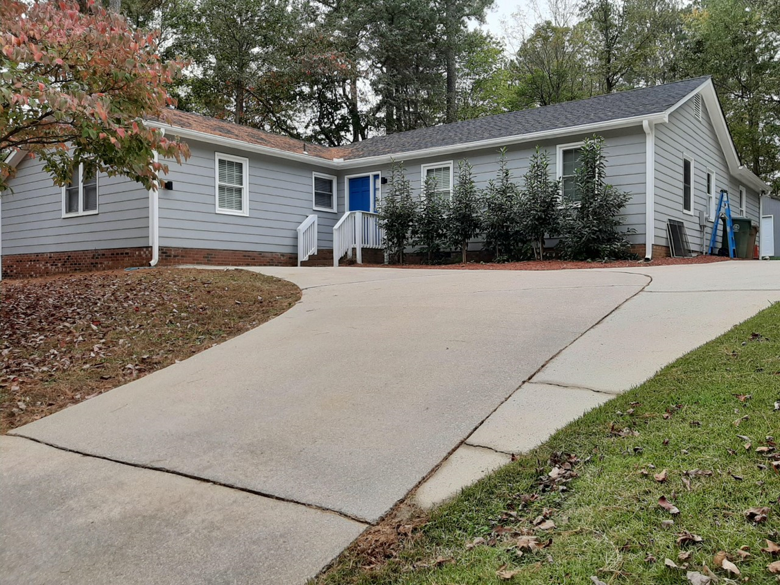 Primary Photo - 805 NW Maynard Rd