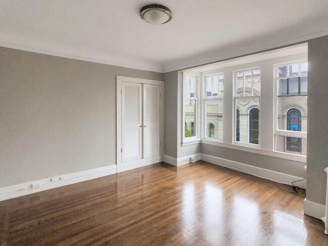 Building Photo - 2 br, 2 bath House - 2401 JACKSON ST UNIT 8