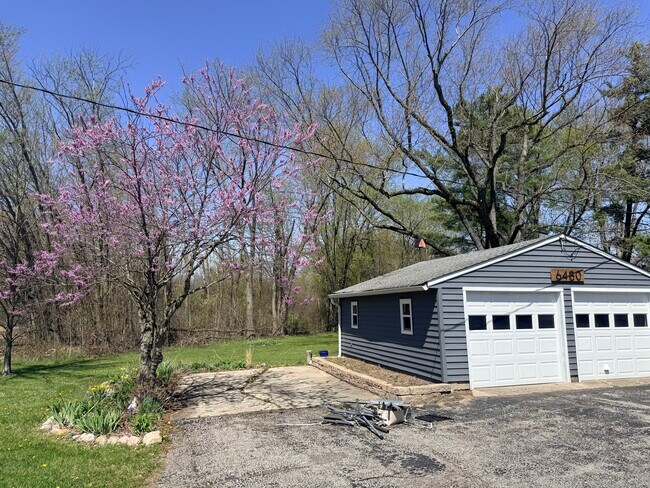 Foto del edificio - 6480 E County Road 700 N