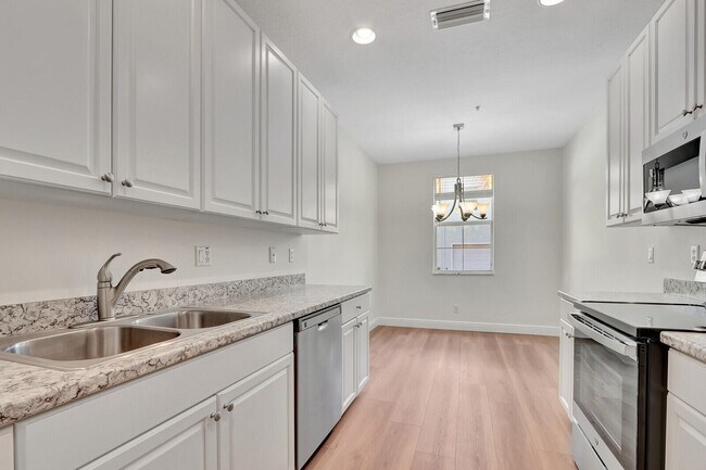 Foto del edificio - 4313 Parkside Dr