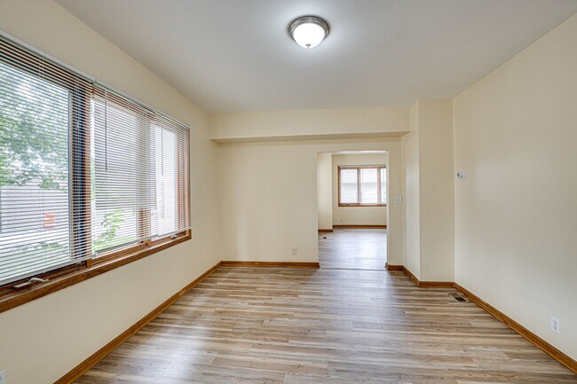 Foto del edificio - 407 Linden Ave