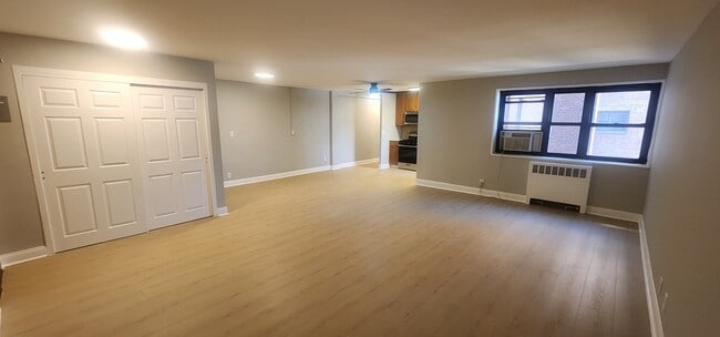Photo - 208 Anderson St (Hackensack, NJ) Townhome
