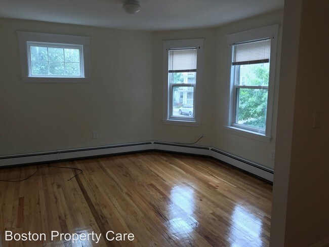 Building Photo - 4100 Washington St