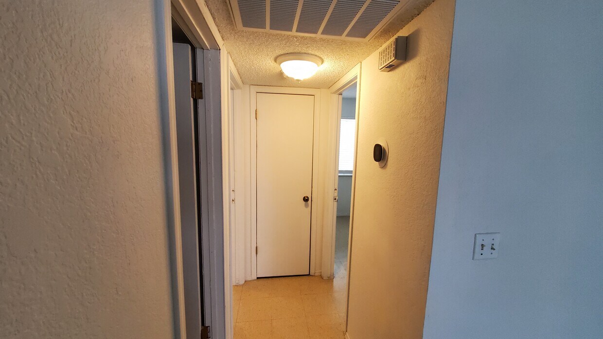 Primary Photo - 1330 J St