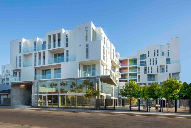 G8 Exterior - G8 Co-living by CLG