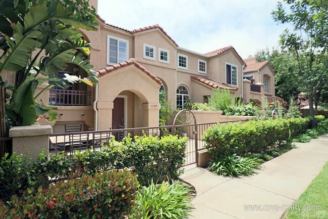 Foto del edificio - 2-Bed, 2-Bath Condo in Gated Community wit...