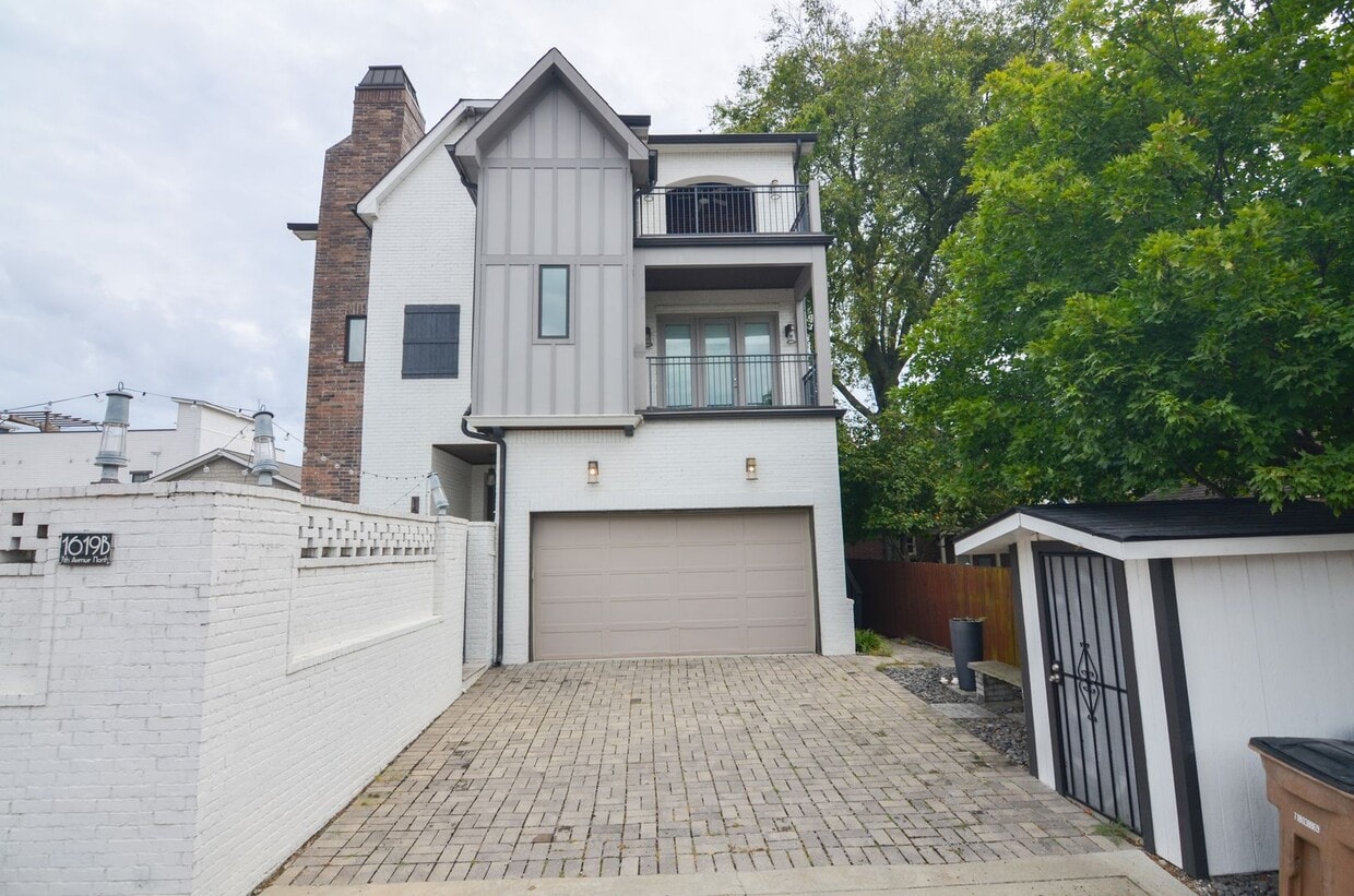 Photo - 1619 7th Ave N (Nashville, TN)