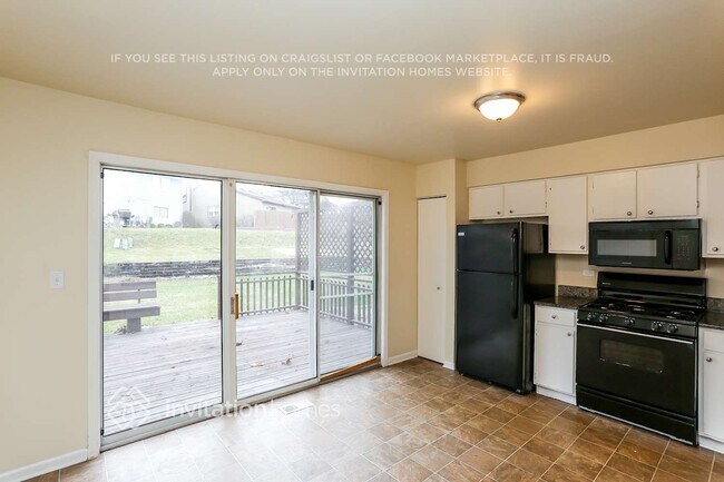 Building Photo - 645 Dover Dr