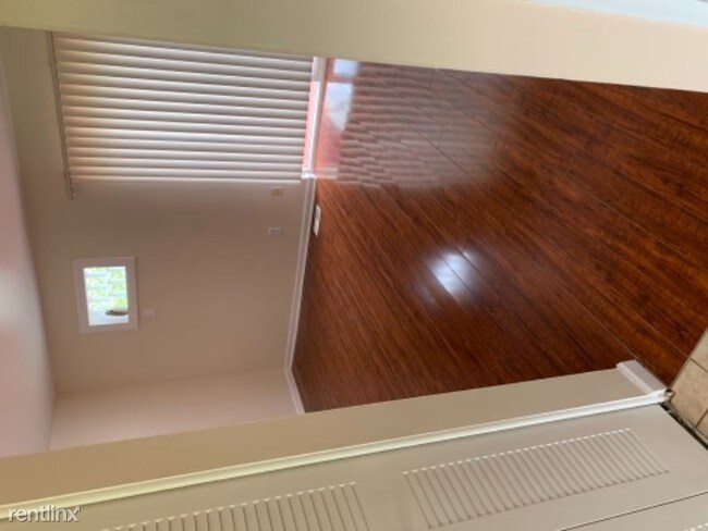 Foto del edificio - 1 br, 1 bath Condo - 643 Mcdougall