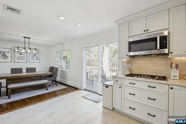 Building Photo - 29 Herold Dr