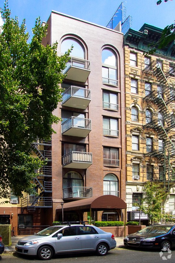 Foto del edificio - 243 E 77th St