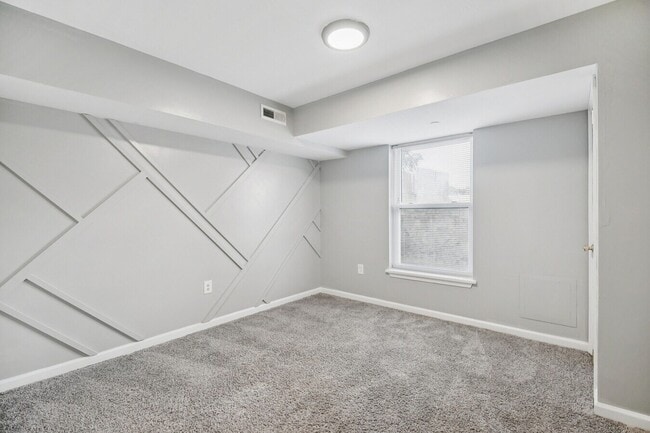 Foto del edificio - 3416-3422 N Sydenham St