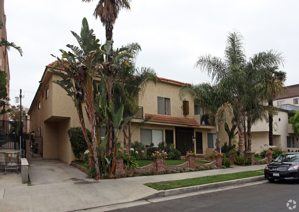 Foto del edificio - 1829 Butler Ave