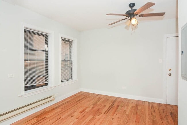 Foto del edificio - 826 W Cornelia Ave