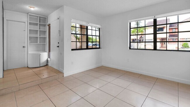 Building Photo - 17908 NW 68th Ave