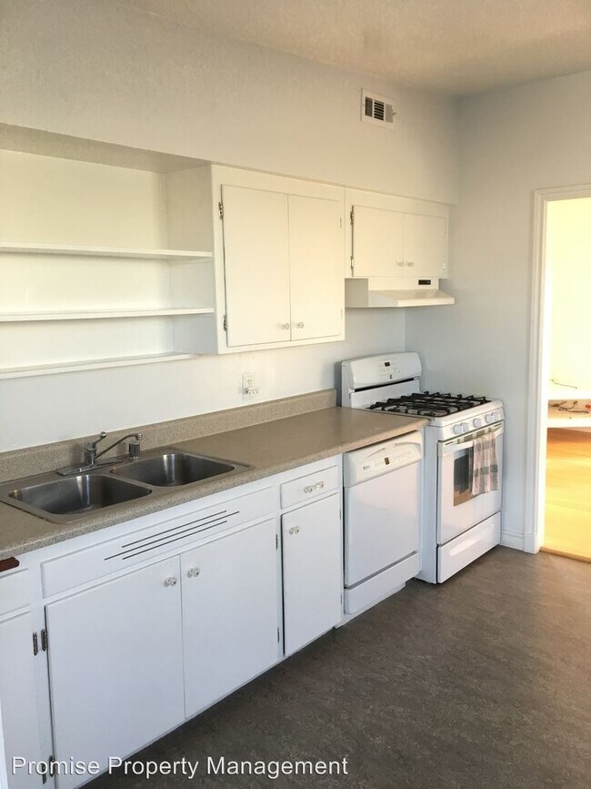 Building Photo - 2 br, 1 bath House - 703 San Luis Rey Drive