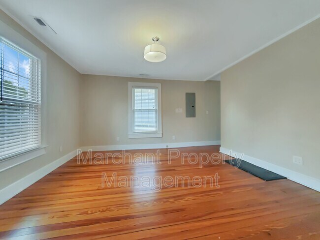 Foto del edificio - 310 Echols St