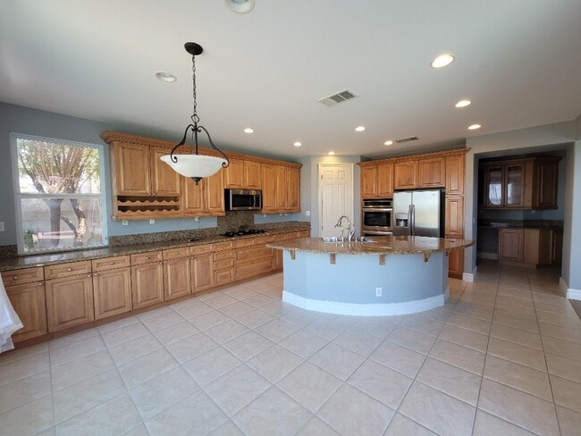 Building Photo - 1208 Martini Dr