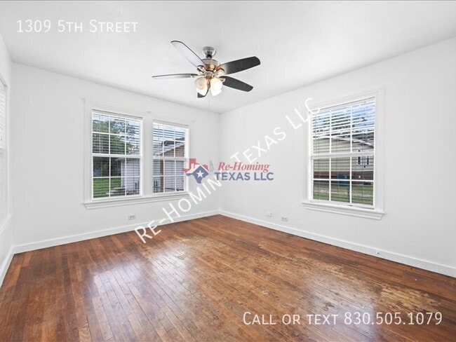 Building Photo - 1309 5th St