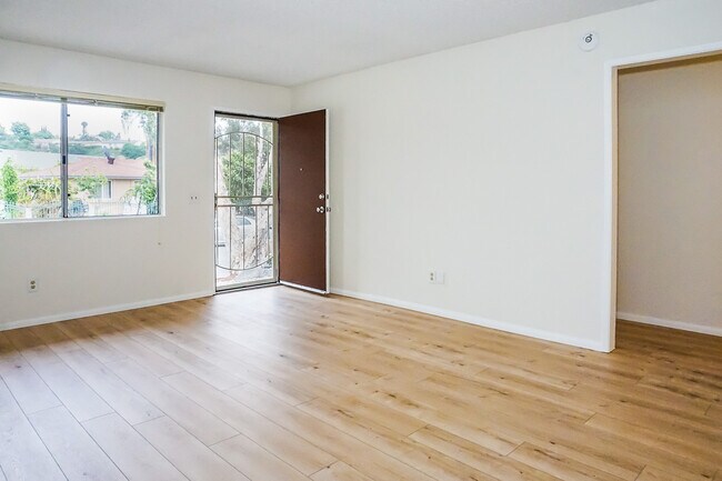 Foto del edificio - Detached home centrally located in Linda V...