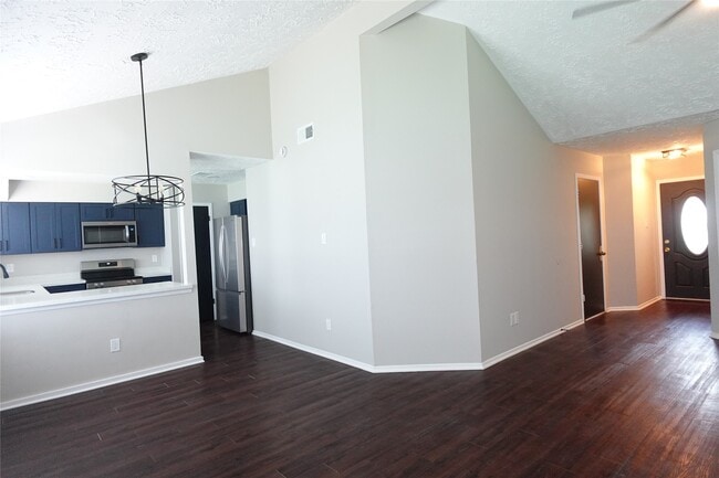 Foto del edificio - 20018 Cottonglade Ln
